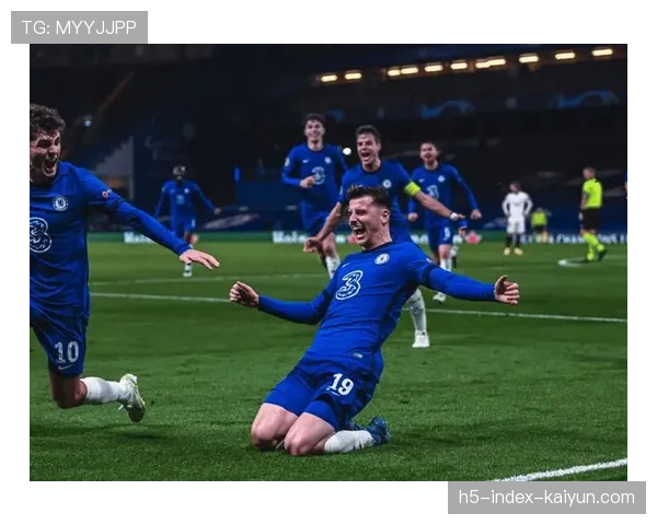 攻防转换节奏成胜负手 切尔西调整前后场兵力对比显著